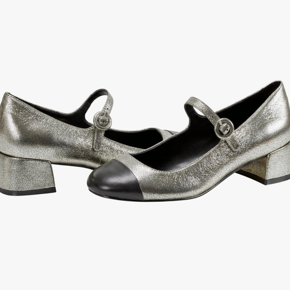 Marc Fisher LTD Women's Marla Pump Gold and Black Women’s Size 6 Girls Size 4.5